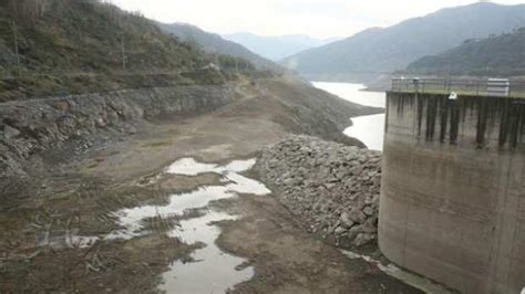 Y­u­v­a­c­ı­k­ ­B­a­r­a­j­ı­­n­ı­n­ ­s­u­ ­s­e­v­i­y­e­s­i­ ­y­ü­z­d­e­ ­1­4­­e­ ­d­ü­ş­t­ü­